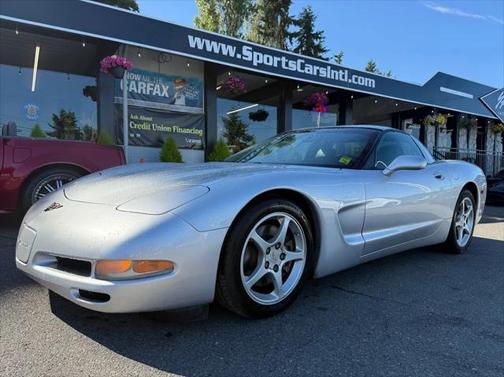 2001 Chevrolet Corvette Base