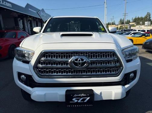 2017 Toyota Tacoma SR5