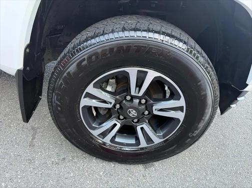 2017 Toyota Tacoma SR5