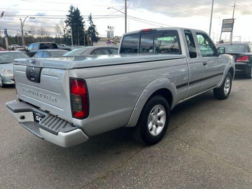 2004 Nissan Frontier XE King Cab