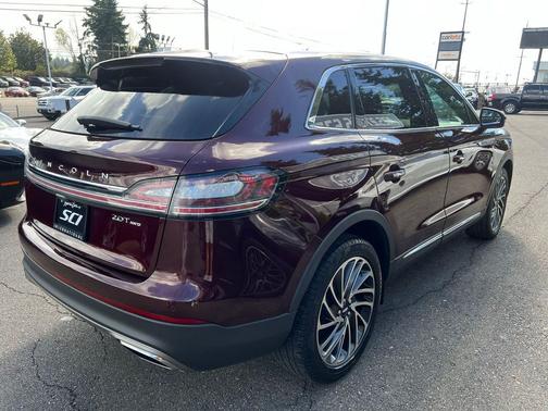 Burgundy Velvet Metallic Tinted Clearcoat 2019 Lincoln Nautilus Reserve