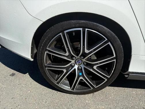 2018 Volvo V60 Polestar