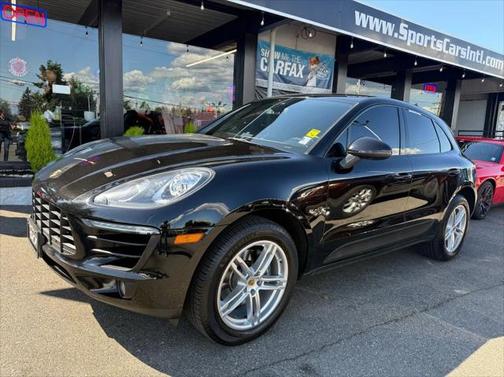 2017 Porsche Macan Base