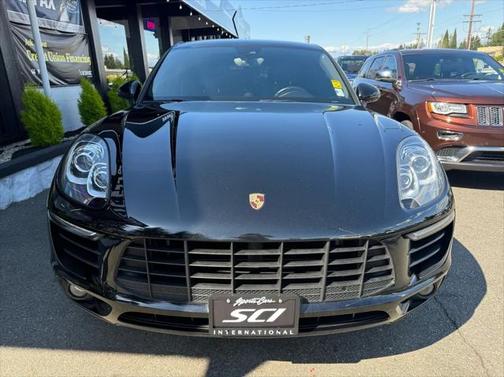 2017 Porsche Macan Base