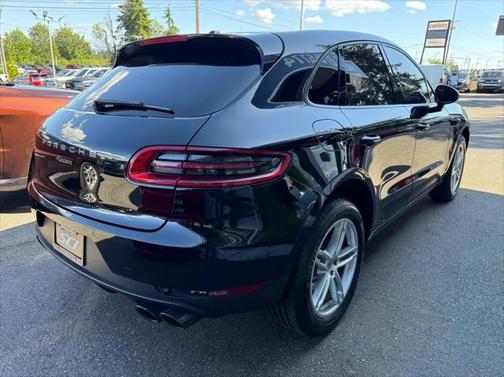 2017 Porsche Macan Base