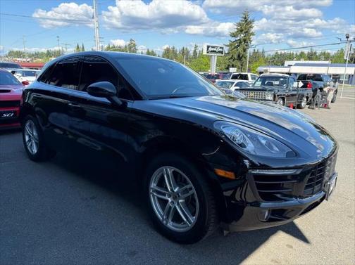 2017 Porsche Macan Base