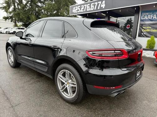 2017 Porsche Macan Base