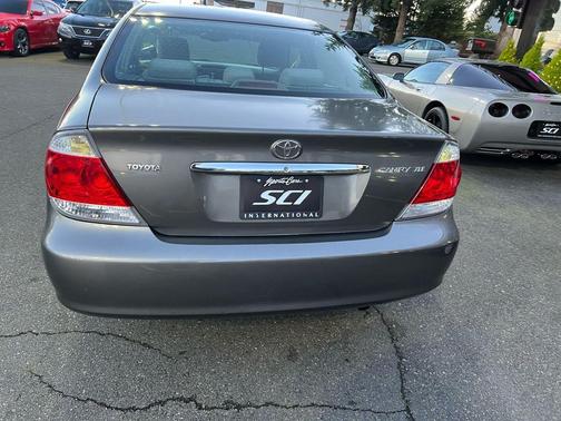 2005 Toyota Camry XLE