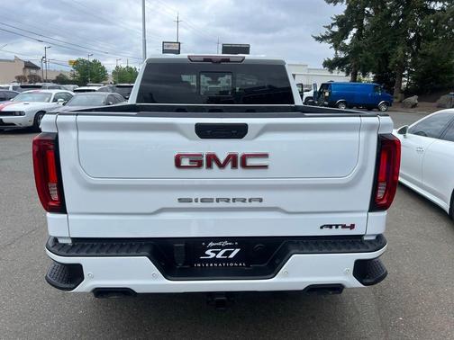 Summit White 2021 GMC Sierra 1500 AT4