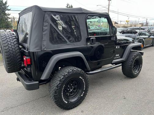 2004 Jeep Wrangler X