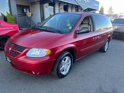2005 Dodge Grand Caravan SXT