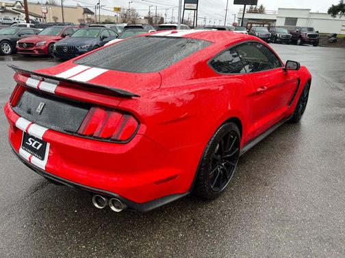 2017 Ford Shelby GT350 Base