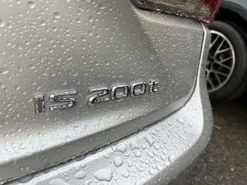 2017 Lexus IS 200t Base