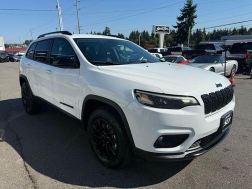 2023 Jeep Cherokee Altitude