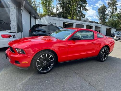 2012 Ford Mustang V6