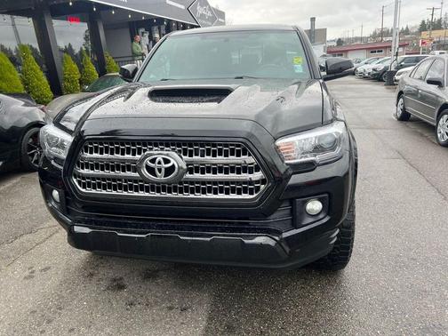 2017 Toyota Tacoma TRD Sport