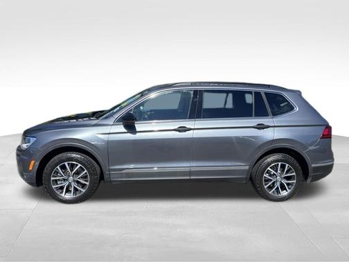 Platinum Gray Metallic 2020 Volkswagen Tiguan 2.0T SE 4MOTION