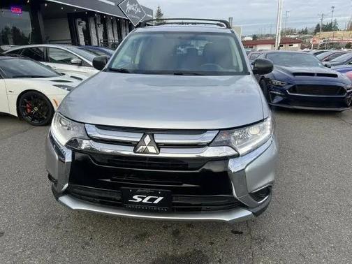 2018 Mitsubishi Outlander ES