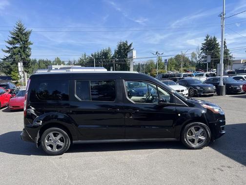 2020 Ford Transit Connect Titanium w/Rear Liftgate