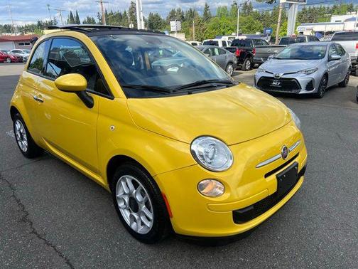 Giallo Moderna Perla (Pearl Yellow TC) 2015 FIAT 500 Pop