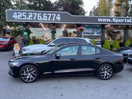 2020 Volvo S60 T5 Momentum