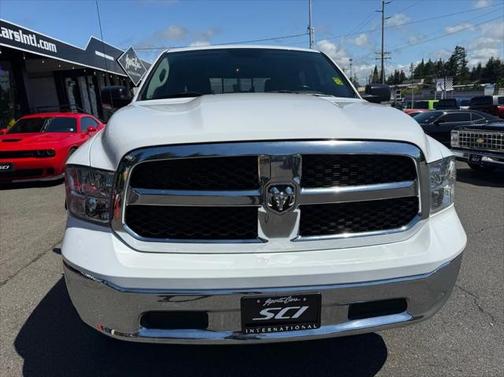 2019 RAM 1500 SLT