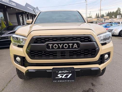 2017 Toyota Tacoma SR5