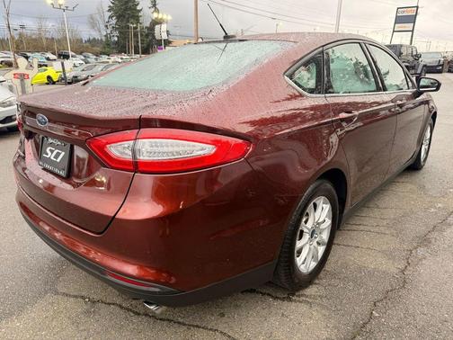 2016 Ford Fusion S