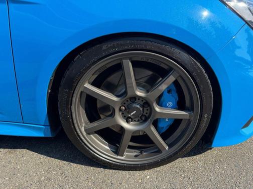2017 Ford Focus RS Base