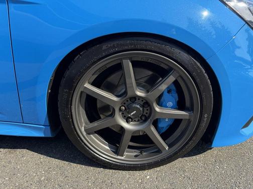 2017 Ford Focus RS Base