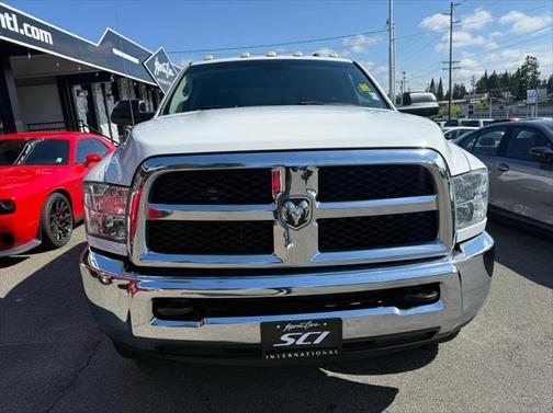 2017 RAM 2500 Tradesman Crew Cab 4x4 6'4' Box