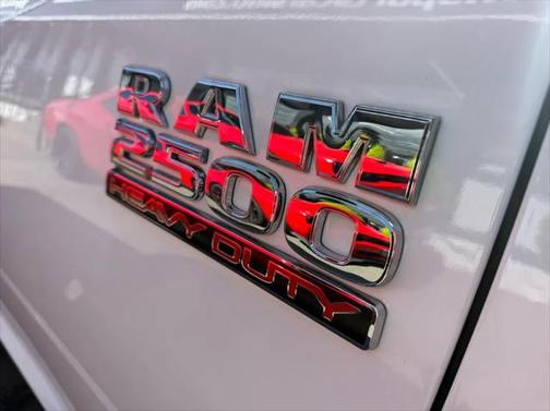 2017 RAM 2500 Tradesman Crew Cab 4x4 6'4' Box