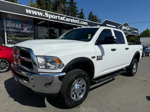 2017 RAM 2500 Tradesman Crew Cab 4x4 6'4' Box