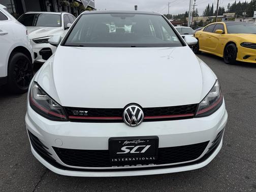 2016 Volkswagen Golf GTI 2.0T SE 4-Door