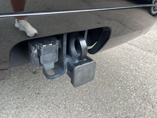 2021 Land Rover Discovery P300 S R-Dynamic