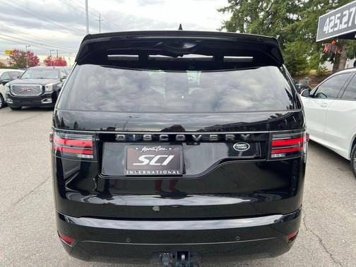2021 Land Rover Discovery P300 S R-Dynamic