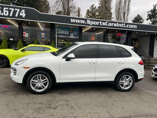 2014 Porsche Cayenne Platinum Edition