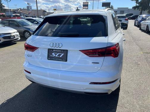 2021 Audi Q3 40 Premium