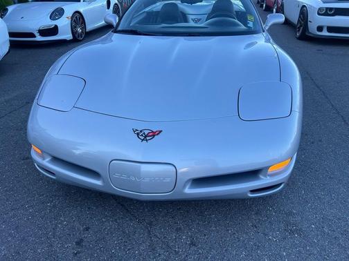 1998 Chevrolet Corvette Base