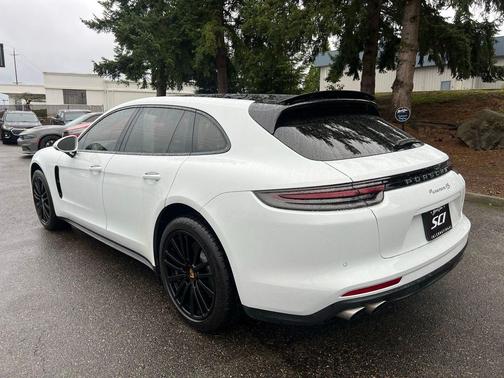 Carrara White Metallic 2018 Porsche Panamera 4S Sport Turismo
