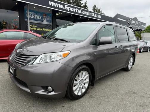 2016 Toyota Sienna XLE