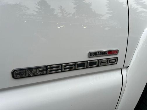 2003 GMC Sierra 2500 SLT H/D Crew Cab