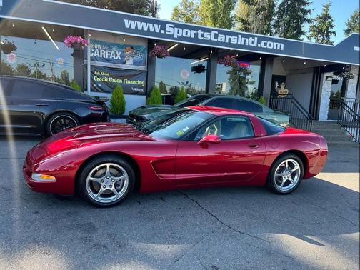 2004 Chevrolet Corvette Base