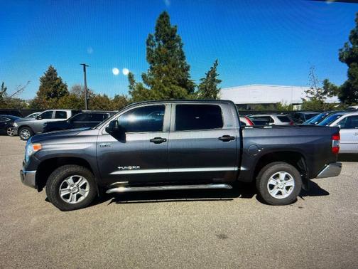 2014 Toyota Tundra SR5