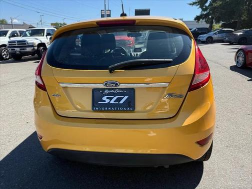 2011 Ford Fiesta SES