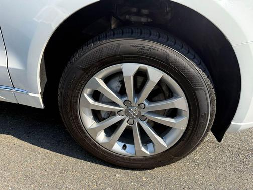 2016 Audi Q5 2.0T Premium
