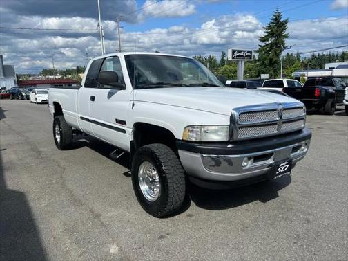 2002 Dodge Ram 2500 Base