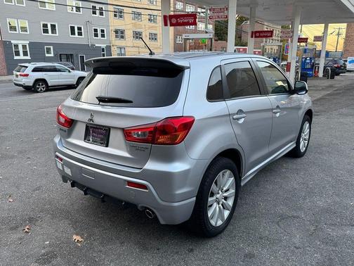 2011 Mitsubishi Outlander Sport SE