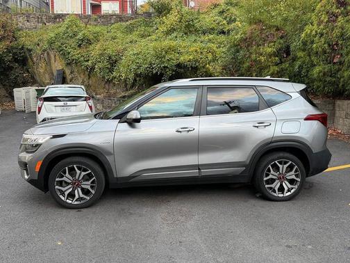 2021 Kia Seltos SX Turbo