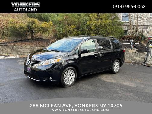2016 Toyota Sienna XLE